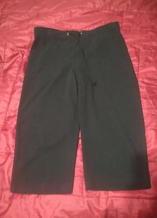 Рощпродаж шорті / капрі