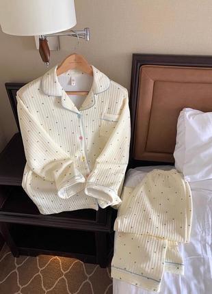 Пижама стильная s/m женская одежда для дома комплект для сна на пуговицах со штанами1 фото