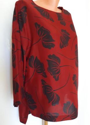 Бордовая блуза в крупные цветы без пуговиц m&s(размер 12)3 фото