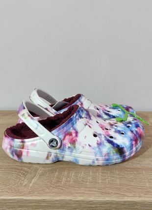 Crocs lined  tie dye clog garnet/multi1 фото