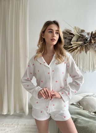 Жіноча муслінова піжама з кишенями cosy шорти+сорочка рожеві серця