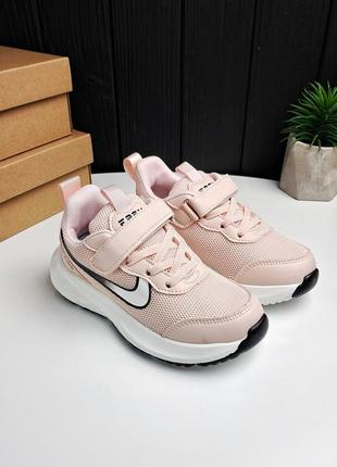 Стильні кросівки для дівчат. весна 2024