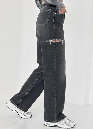 Широкі джинси з розрізами на стегнах3 фото