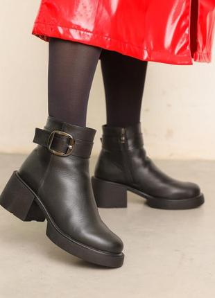 Ботинки кожаные с мехом черные3 фото