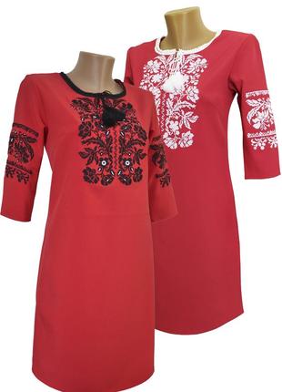 Красное вышитое короткое платье с орнаментом