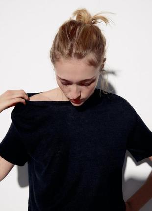 Льняная футболка свободного кроя zara в размере м
