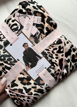 Сатиновая леопардовая пижамка виктория секрет оригинал victoria’s secret пижама6 фото