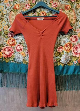 Сукня-гумка в рубчик pull&bear s