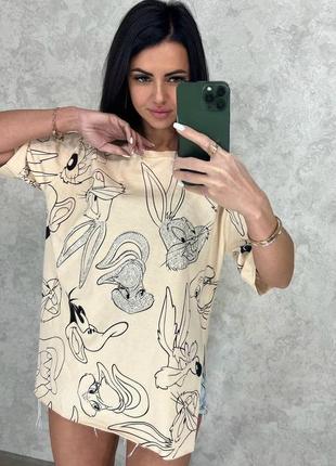 Жіноча футболка6 фото