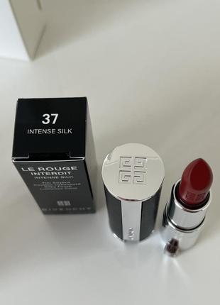 Помада givenchy le rouge interdit mini2 фото