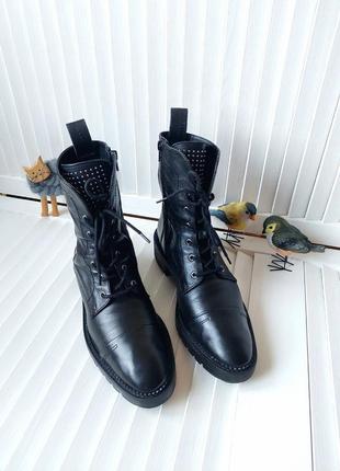 Ботинки ботильйони черные кожаные натуральная кожа1 фото