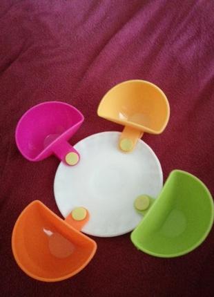 Ємності для соусів на тарілку