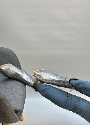 Сріблясті срібло шкіряні чоботи козаки короткі ковбойки багато кольорів на вибір