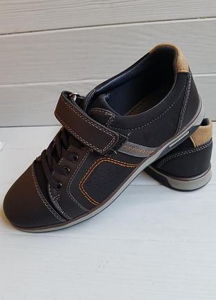 Легкие туфли для мальчика с кожаной стелькой р.33, 35, 36