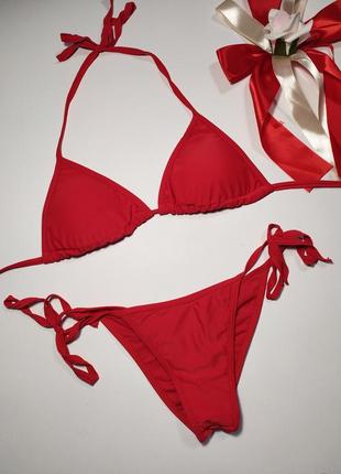 Роздільний купальник на зав'язках з маленькими красивими плавками, розмір s