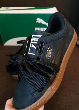 Кросівки puma basket heart perf gum2 фото