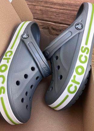 Мужские кроксы сабо crocs bayaband clog charcoal серые лидер продаж1 фото