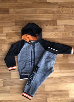 Спортивный костюм на мальчика givenchi
