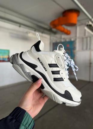 Жіночі кросівки adidas x balenciaga triple s white/black / колаборація адідас баленсіага / жіноче ексклюзивне взуття2 фото