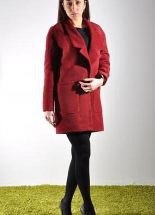 Жіноче пальто кольору марсала3 фото