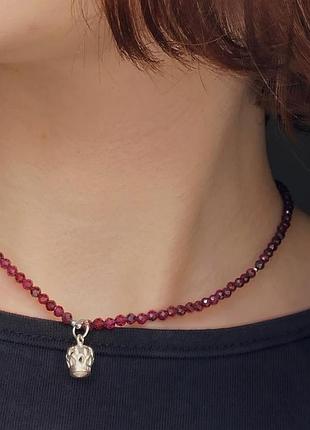 Чокер, намисто з гранату і срібною підвіскою