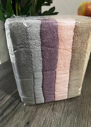 Набір махрових рушників ,двухстороння якісна махра