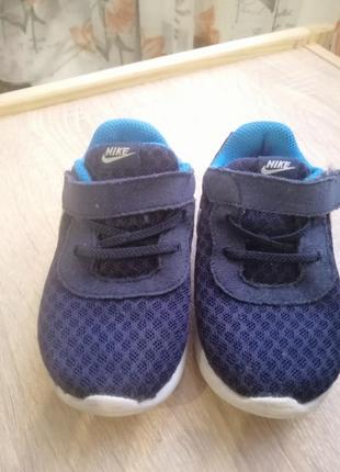 Кросівки nike