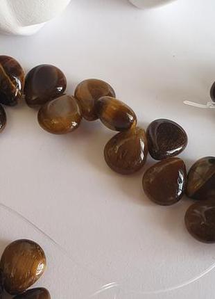 Натуральный камень тигровый глаз 1,2×1 см, нить 33 шт