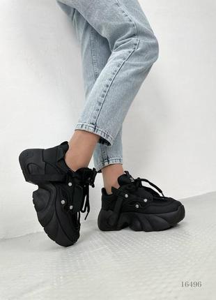 Женские кроссовки на высокой подошве черные, экокожа
