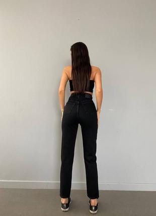 Женские джинсы mom со стразами7 фото