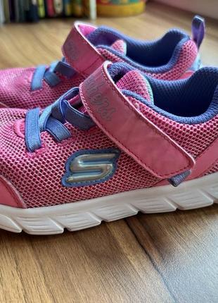 Кросівки skechers 26р