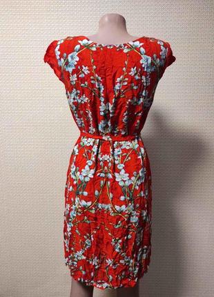 Красное платье из штапеля с цветами2 фото