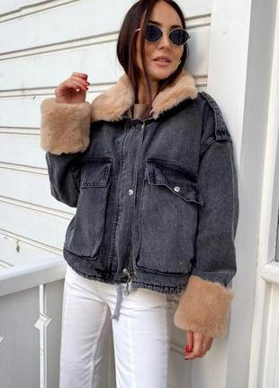 Женская теплая джинсовая куртка с мехом2 фото