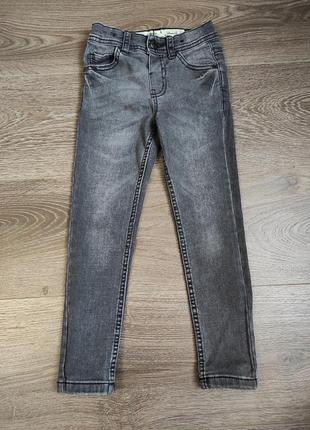 Джинсы