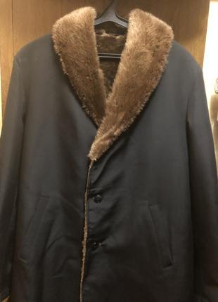 Продам чоловічу зимню куртку на натуральному хутрі2 фото