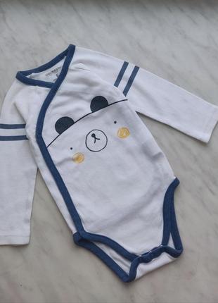 Білий боді з довгим рукавом на запах на хлопчика р. 68 3-6 міс