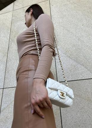 Жіноча сумка chanel mini молодіжна сумка шанель міні через плече з м'якої екошкіри витончена брендов4 фото