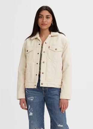 Женская куртка levis ex-boyfriend corduroy sherpa trucker jacket, оригинал.1 фото