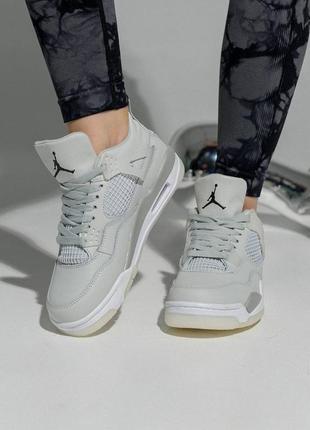Жіночі кросівки air jordan 4 retro gray white