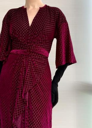 Роскошное велюровое платье