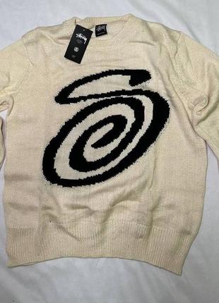 Приглашаем тебя в мир стиля и комфорта со свитерами stussy