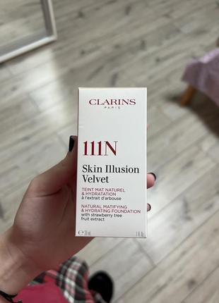 Тональний крем clarins4 фото