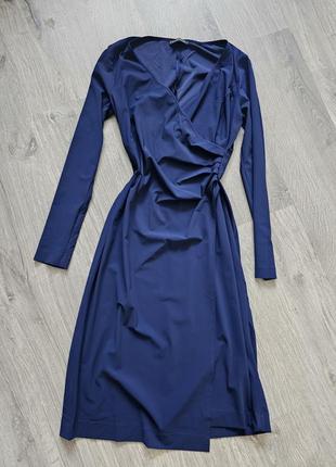 Элегантное синее платье