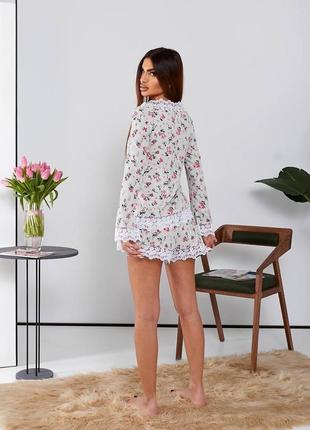 Елегантна жіноча квіткова піжама блузка і шорти софт з мереживом7 фото