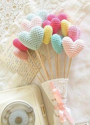 Вязаные сердечки