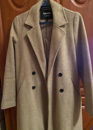 Пальто женское