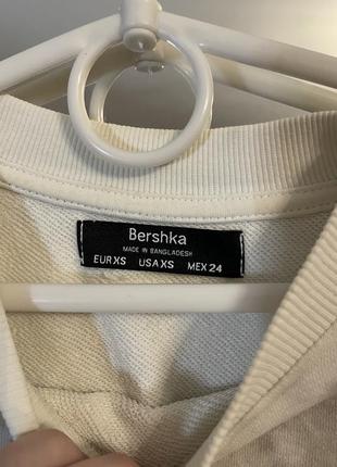 Укороченный свитшот bershka3 фото