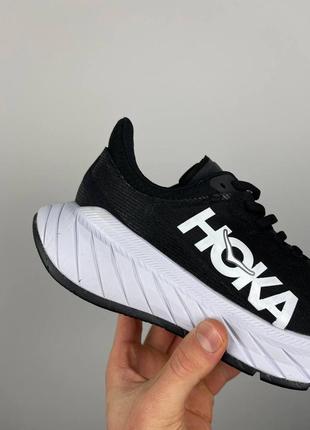 Жіночі кросівки чорні з білим у стилі hoka one carbon x white black3 фото