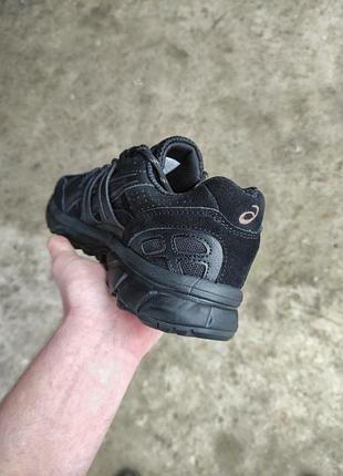 Asics 7