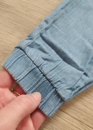 Новые легкие джинсовые джогеры на резинке sinsay6 фото